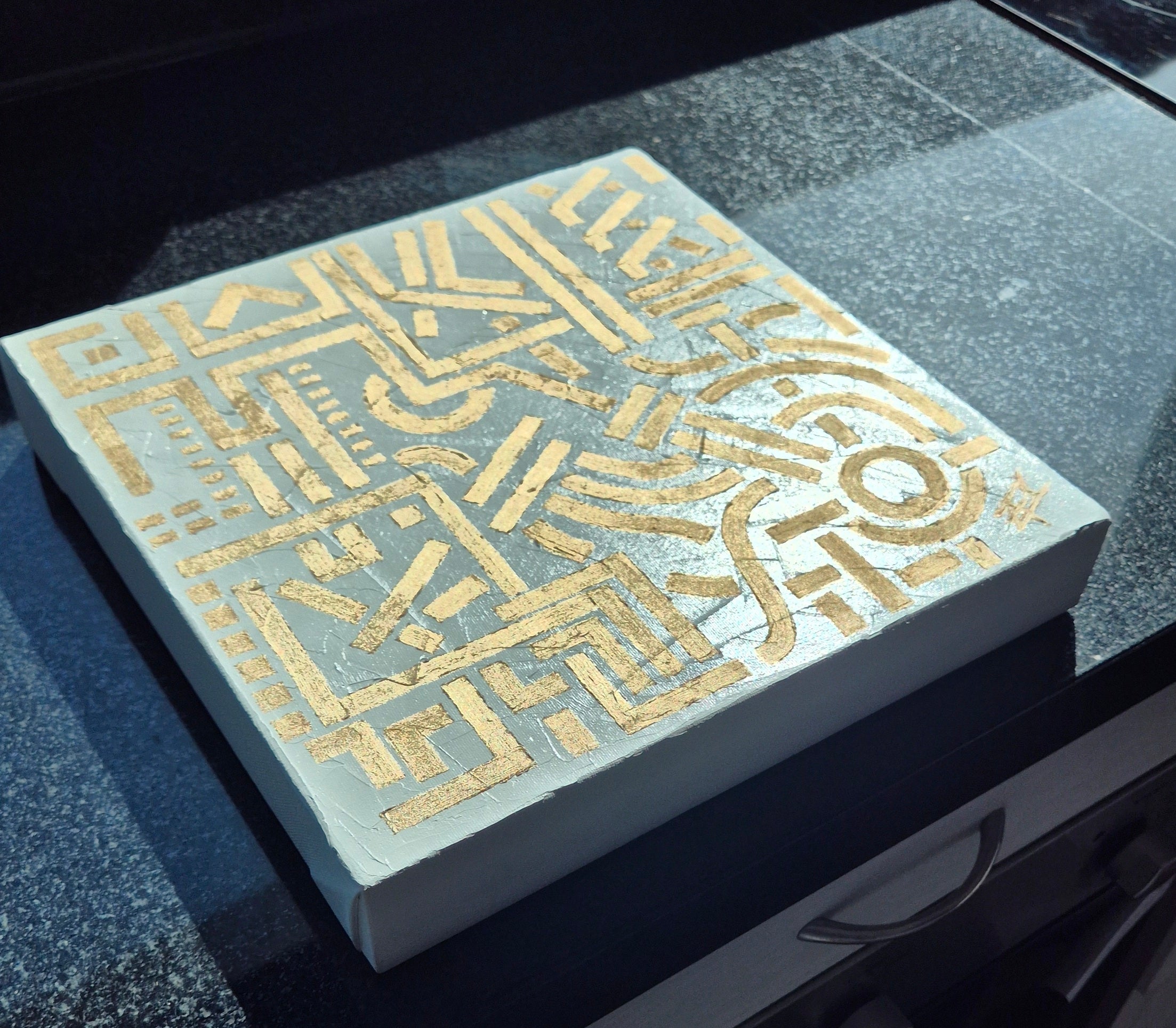 Entropy: Gold on white 1