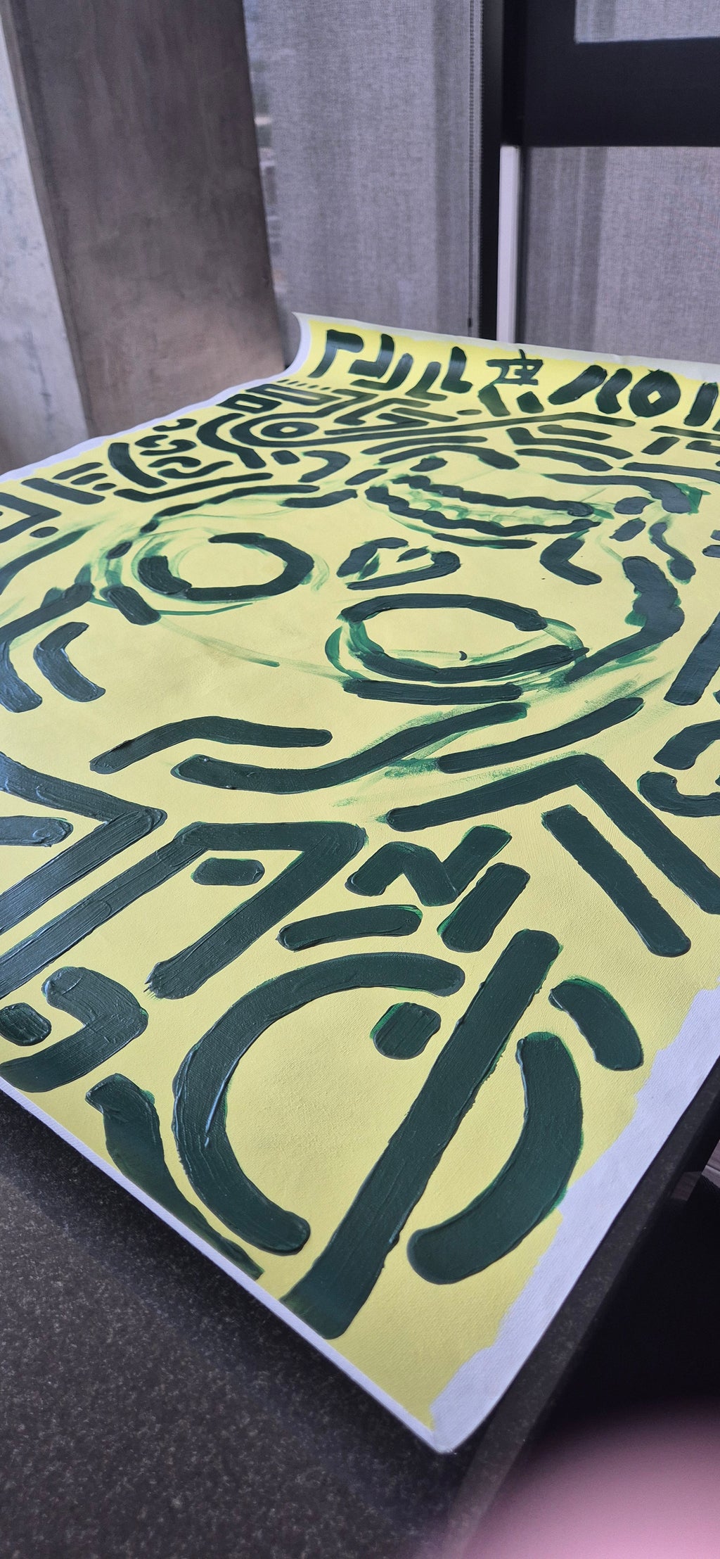 Skulls: Green on yellow 1